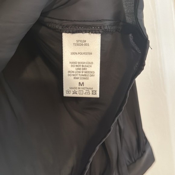 NWOT All in Favor Blouse Open Top - Picture 8 of 11